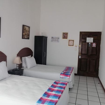 Novohostal B&B Guatemala City Luaran gambar