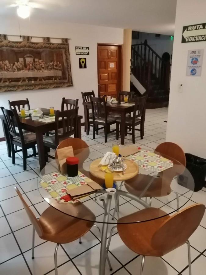 Novohostal B&B Guatemala City Luaran gambar