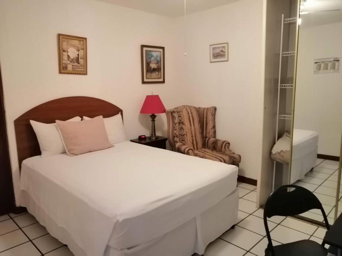 Novohostal B&B Guatemala City Luaran gambar